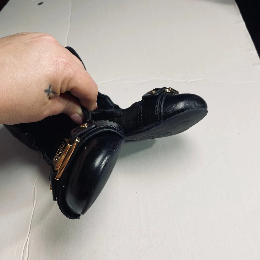 Tory Burch Ambrose‎ Gold Logo Reva Cap Toe Ballet Flats Black Leather Size 5.5